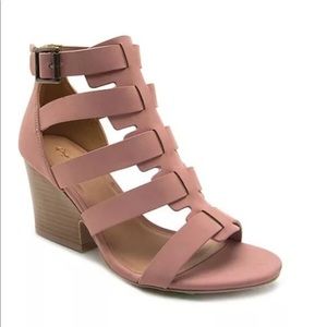Mauve Strappy Jenah Sandal - Women Qupid